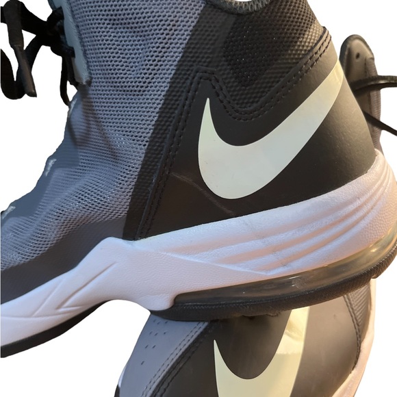 Nike AirMax Stutter Step 2 basketball sneakers with bag. Size 11.5 - Picture 6 of 10